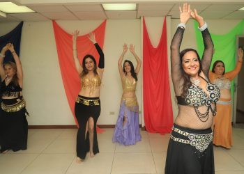 Danza árabe, una experiencia que transforma
