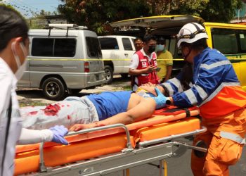 Realizan simulacro de rescate vehicular en San Salvador como parte del Plan Vacaciones Seguras