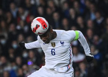 El cirujano de Pogba estima su recuperación en «ocho semanas»