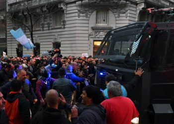Una mujer detenida por ataque fallido a vicepresidenta argentina