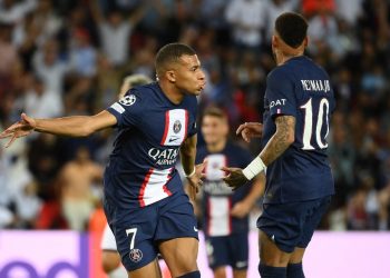 PSG supera a la Juventus con doblete de Mbappé