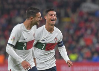 Cristiano Ronaldo puso sudor y sangre en el triunfo de Portugal ante República Checa en Liga de Naciones UEFA