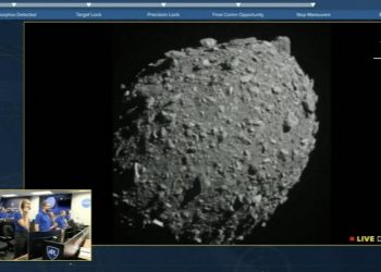 Nave de la NASA choca contra un asteroide para desviarlo de la Tierra