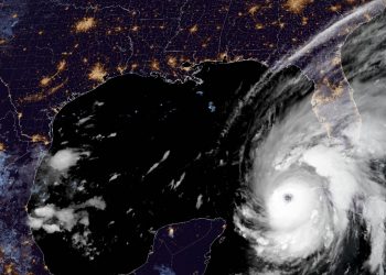 El huracán Ian se fortalece y alcanza categoría 4 en su camino hacia Florida