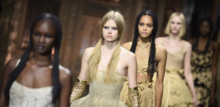FOTO/ Coleeción Christian Dior / AFP