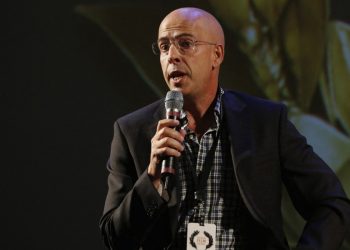 Ganador del Oscar asegura que El Salvador es un país «atractivo» para la industria de cine de Hollywood