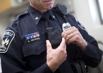 Departamentos de policía de EE. UU. rastrean ilegalmente teléfonos personales