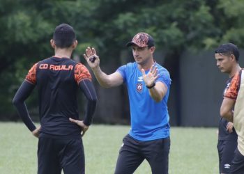 Sebastián Bini, técnico de Águila: «El partido contra Alianza nos va a dar un punto más real de lo que somos como equipo»