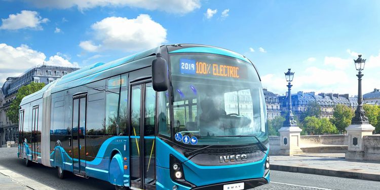 La adquisición de entre 40 y 50 buses eléctricos, que requerirán una inversión aproximada de $40 millones.