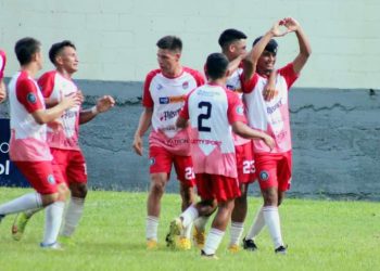 La Unión se impuso 2-1 a Sonsonate y escolta a los líderes
