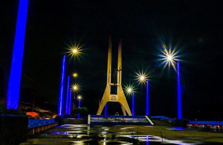 Proceso de iluminación en el municipio de San Salvador llegará a todos los barrios y colonias.