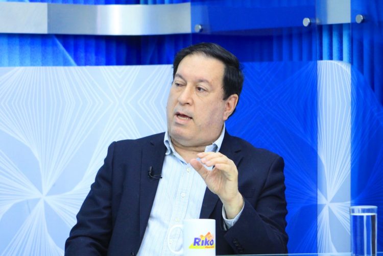 El expresidente del BCR destacó que en temas como la seguridad, los salvadoreños aprueban las medidas del Gobierno.