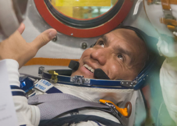 El salvadoreño Frank Rubio partirá en su primera misión con la NASA este miércoles