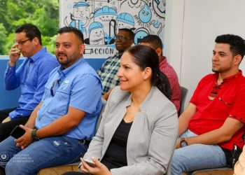 Técnicos de FOCARD visitan El Salvador para intercambiar experiencias con ANDA y capacitarse en atención al usuario