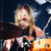 Foo Fighters rinde homenaje Taylor Hawkins y su hijo de 16 años toma su lugar en la batería