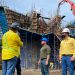El Ministerio de Obras Públicas coloca vigas de concreto en dos puentes de periférico Gerardo Barrios de San Miguel