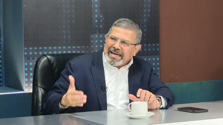 Envió su renuncia. Josué Alvarado decidió dejar las filas del partido VAMOS.