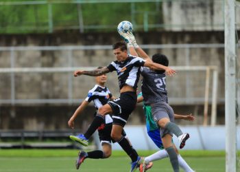 La Libertad visita terreno resbaladizo en la Liga Nacional