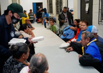 Evacúan a más familias de la comunidad Nueva Israel