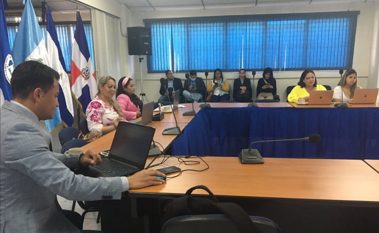 Dinamización del Parlamento. Con las reformas en estudio se busca volver eficiente el funcionamiento del organismo regional y fortalecer las capacidades que posee.