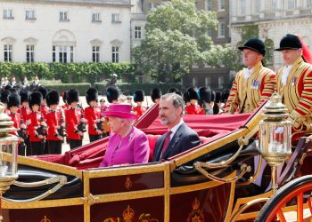 El rey de España rinde homenaje a Isabel II, «una de las mejores reinas de todos los tiempos»