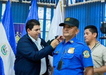 Reconocen con ascensos labor del CAM en Ilopango