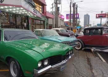 De lujo: autos clásicos desfilarán este domingo en San Salvador