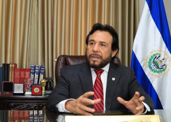 Reelección se define en elecciones, dice vicepresidente Ulloa