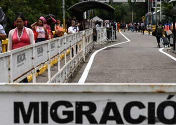 Venezuela y Colombia preparan reapertura de su frontera