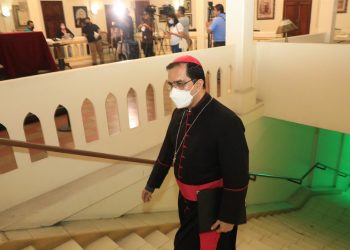 «Yo solamente señalé los hechos»: arzobispo José Luis Escobar Alas