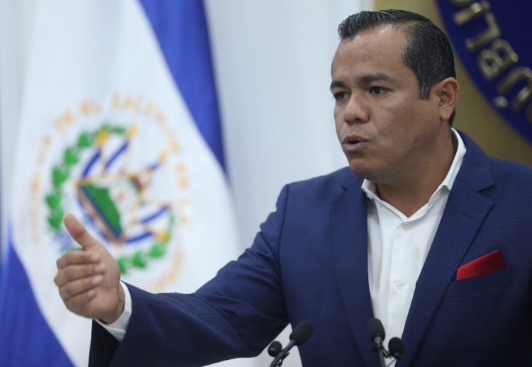 El ministro de Hacienda restó importancia a información que solo busca desmeritar los esfuerzos en materia fiscal.