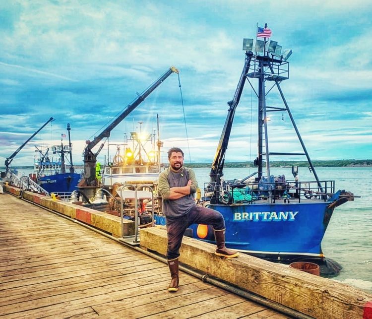 Ricardo Coto se desempeñó en el área de almacenamiento de salmó en la empresa.