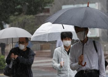 Dos millones de personas amenazadas en Japón por peligroso tifón