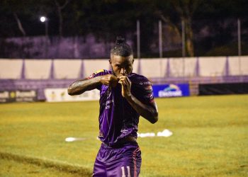 VIDEO: El espectacular gol del jamaiquino Kemar Beckford en la derrota de Chalatenango