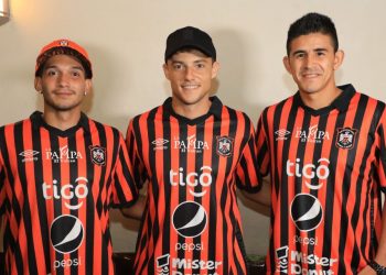 Tomás Granitto, Jahir Barraza y Allexon Saravia cierran las inscripciones en Águila