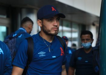 Alianza aterrizó en Costa Rica para buscar la remontada ante Alajuelense