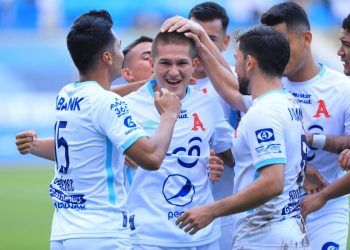 Alianza salió de paseo y goleó 5-0 al 11 Deportivo