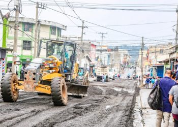 Obras de renovación vial continúan en el Centro Histórico de San Salvador