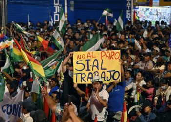 Un muerto en enfrentamientos entre seguidores y detractores del Gobierno en Bolivia