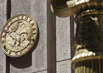 Banco Central de Chile sube tasa de referencia a 11.25 %, última alza del ciclo