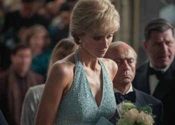 Netflix añade advertencia a serie «The Crown» para recordar que es ficticia