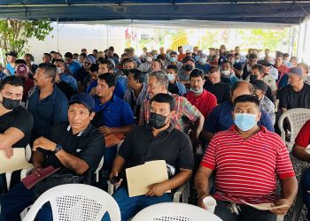 Convocatoria para transporte pesado atrajo a más de 500 personas en El Salvador