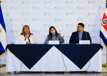 Cancillería abre programa de becas universitarias con escuela superior en Costa Rica