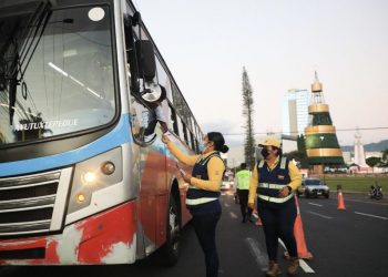 Más de 180,000 multas han sido colocadas este año por el VMT y la PNC