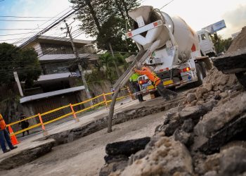 Reparación de cárcavas en Paseo General Escalón y calle La Mascota se encuentra en fase final