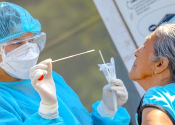 Gobierno de El Salvador facilita pruebas de COVID-19 a habitantes de Zaragoza