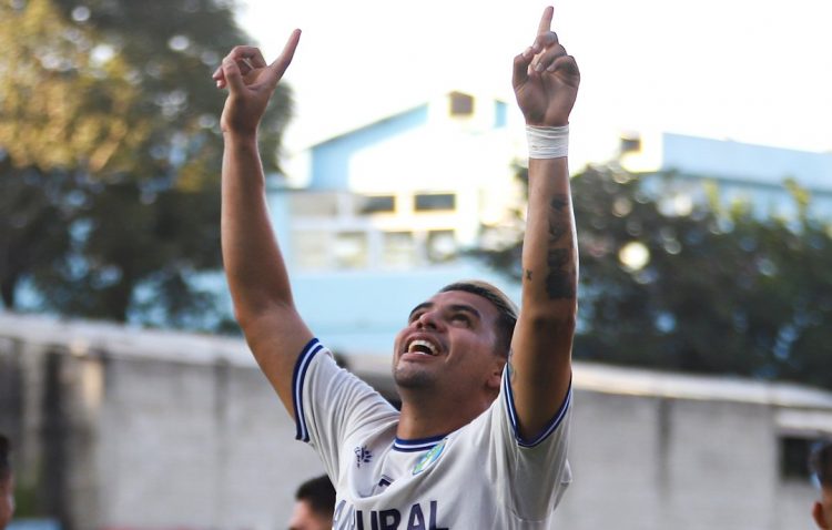 Twitter: @CremasOficial