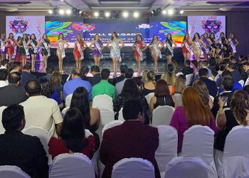Presentan a las 16 candidatas que sueñan con ser la reina del carnaval de San Miguel