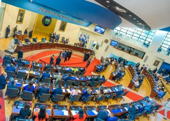 ARENA, FMLN, Nuestro Tiempo y VAMOS siguen sin apoyar el voto para la diáspora