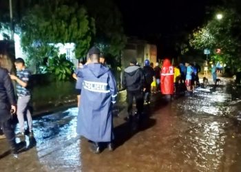 La lluvia inundó 25 casas en San Francisco Gotera, Morazán